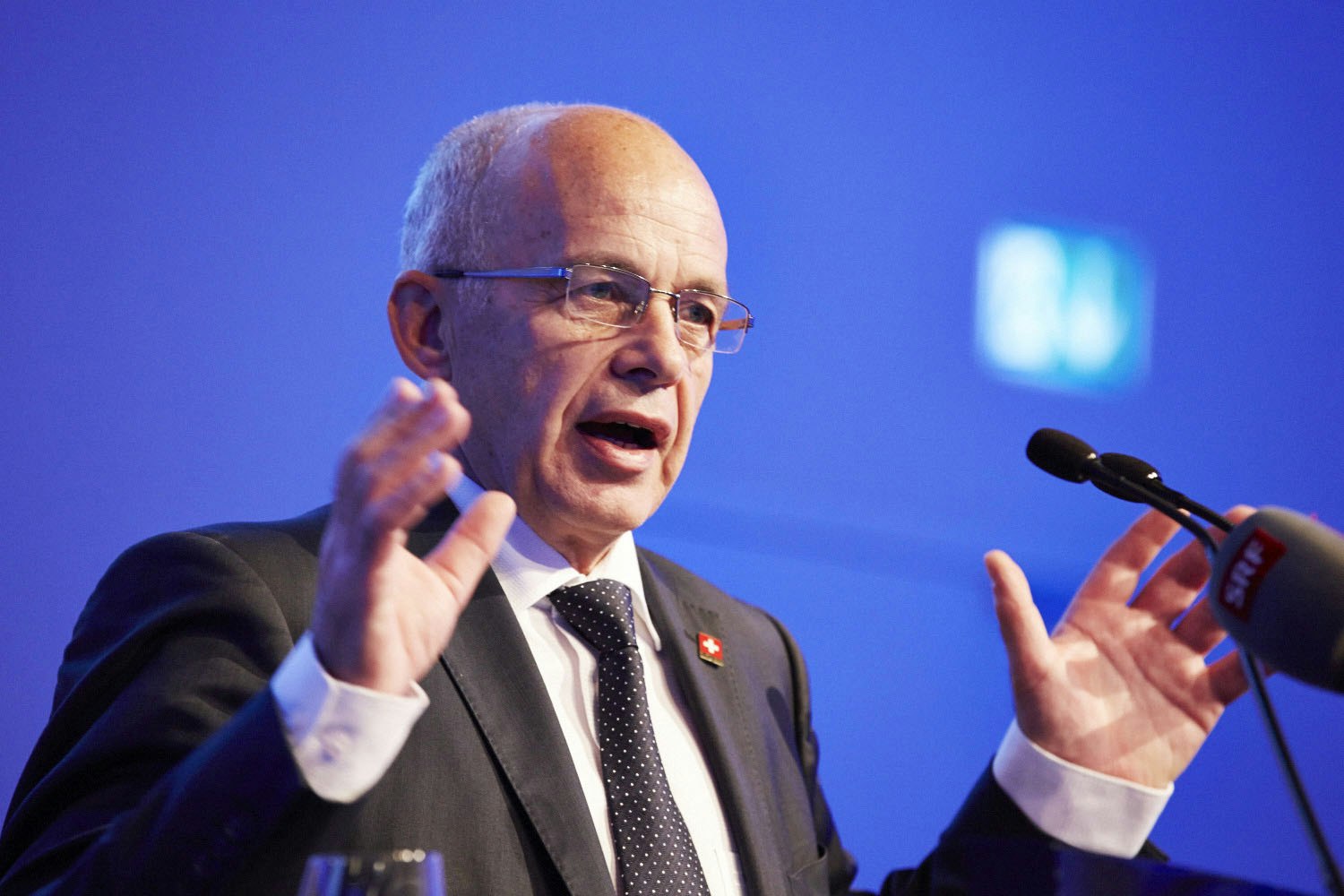 Monsieur le président de la Conféderation Ueli Maurer, chef du Département fédéral de la défense, de la protection de la population et des sports